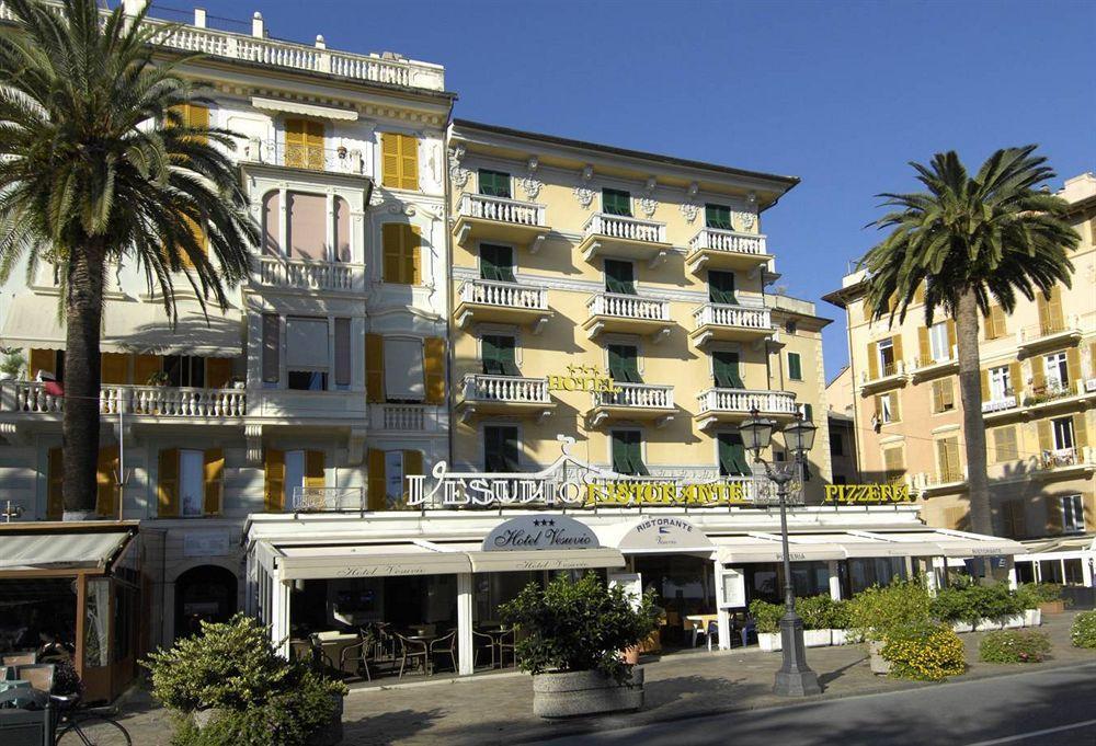 Hotel Vesuvio Rapallo Exterior photo
